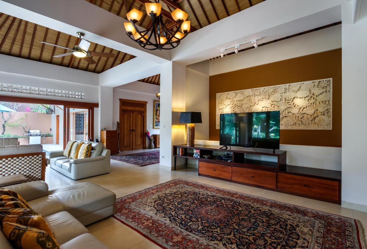 Villa Kembar Ubud Esterno foto