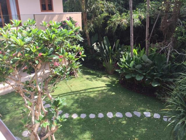 Villa Kembar Ubud Esterno foto