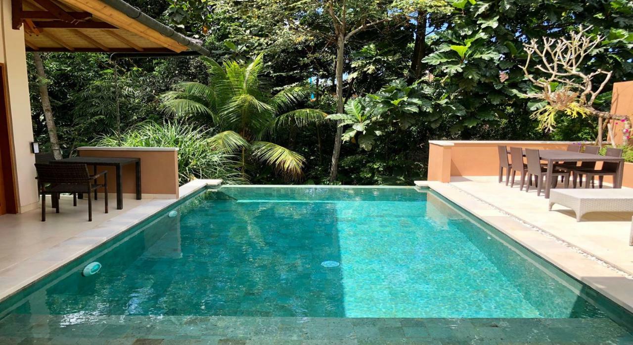 Villa Kembar Ubud Esterno foto