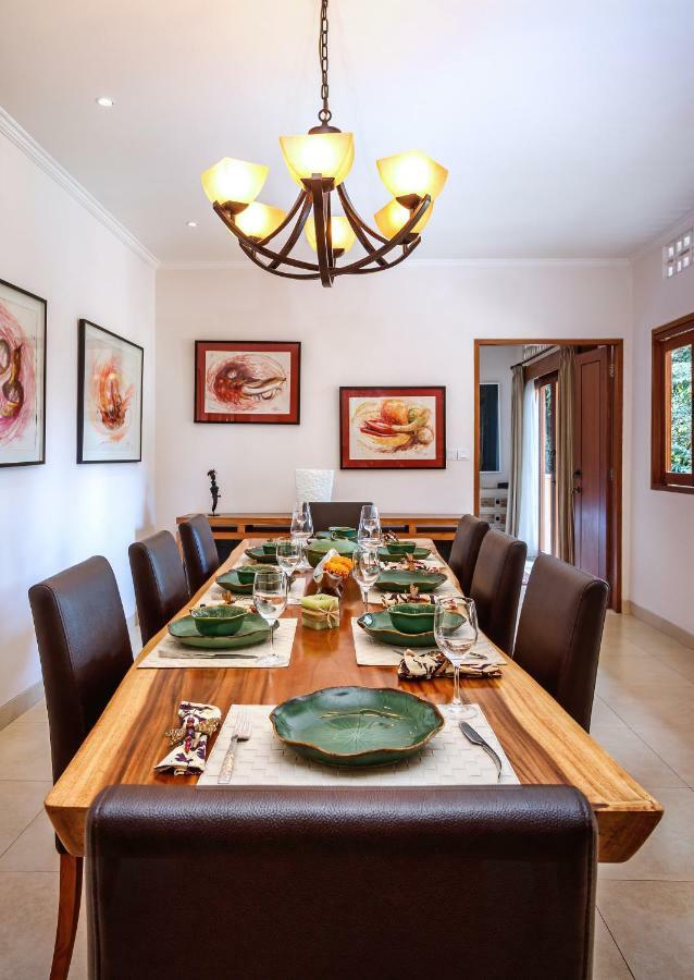 Villa Kembar Ubud Esterno foto