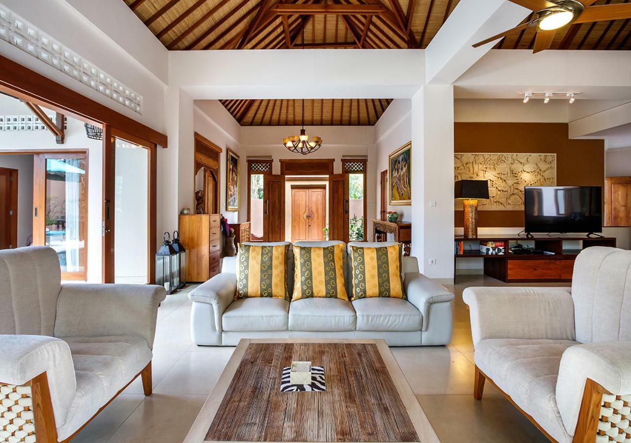 Villa Kembar Ubud Esterno foto