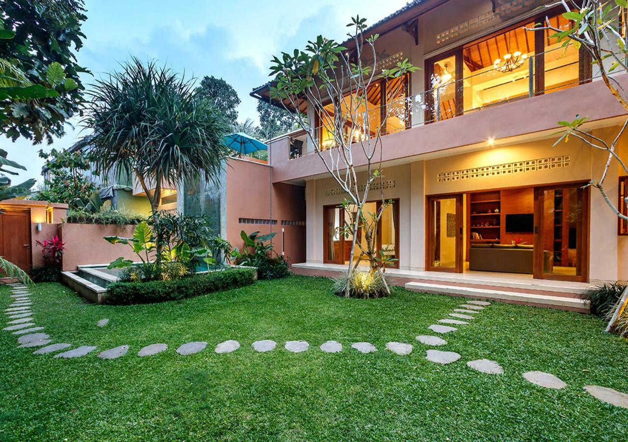 Villa Kembar Ubud Esterno foto